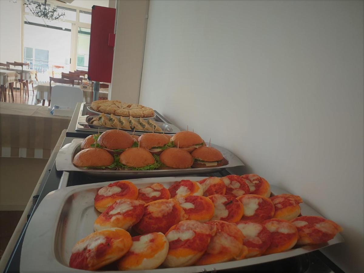 Hotel Tourist Meuble Rimini Zewnętrze zdjęcie